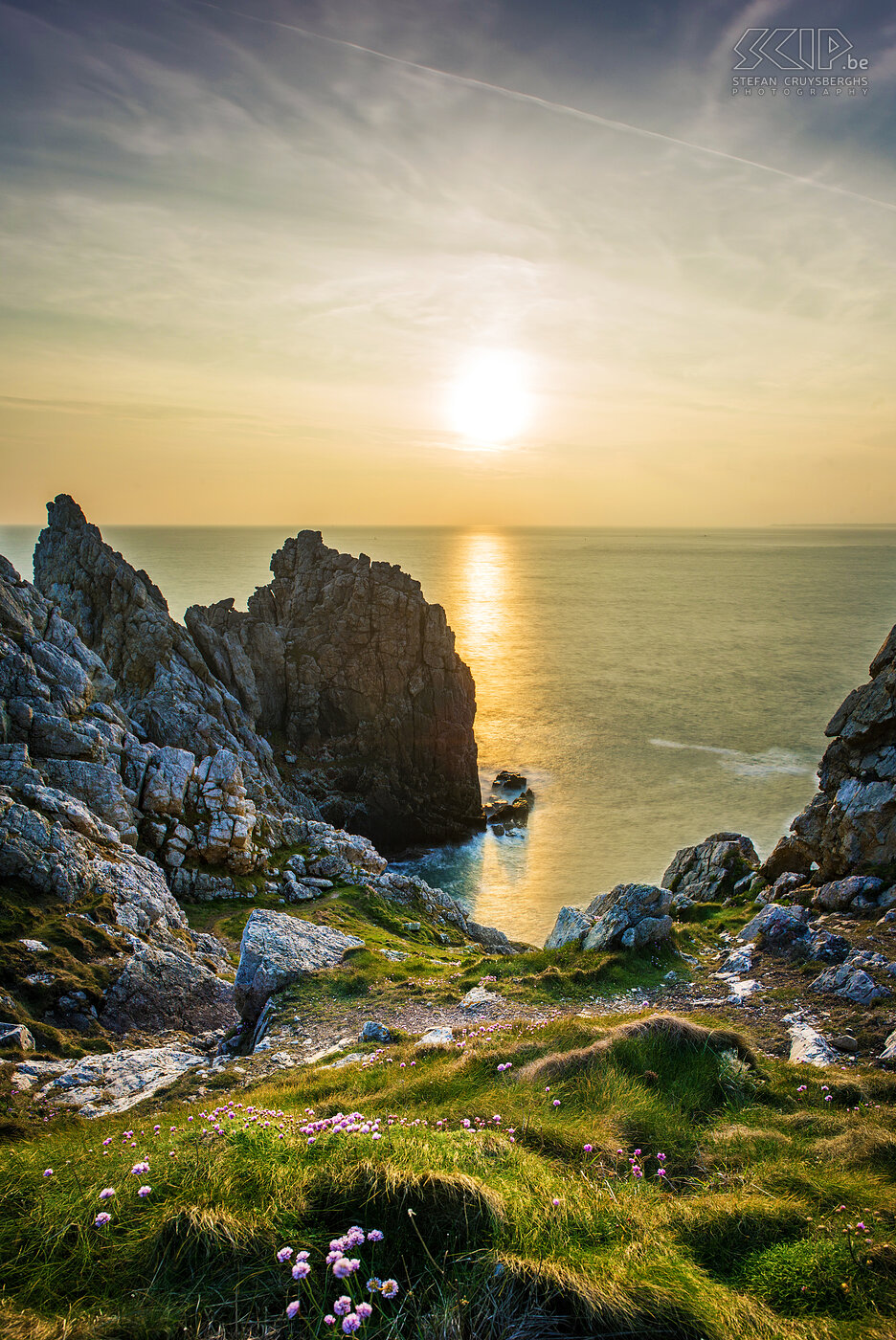 Crozon - Sunset Pen-Hir Sunset at the wonderful cliffs of Pen-Hir. Stefan Cruysberghs